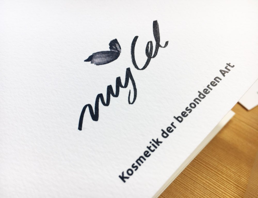 myCel Folderdesign myCel Folderdesign